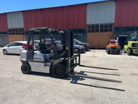 Мотокар Nissan, снимка 1