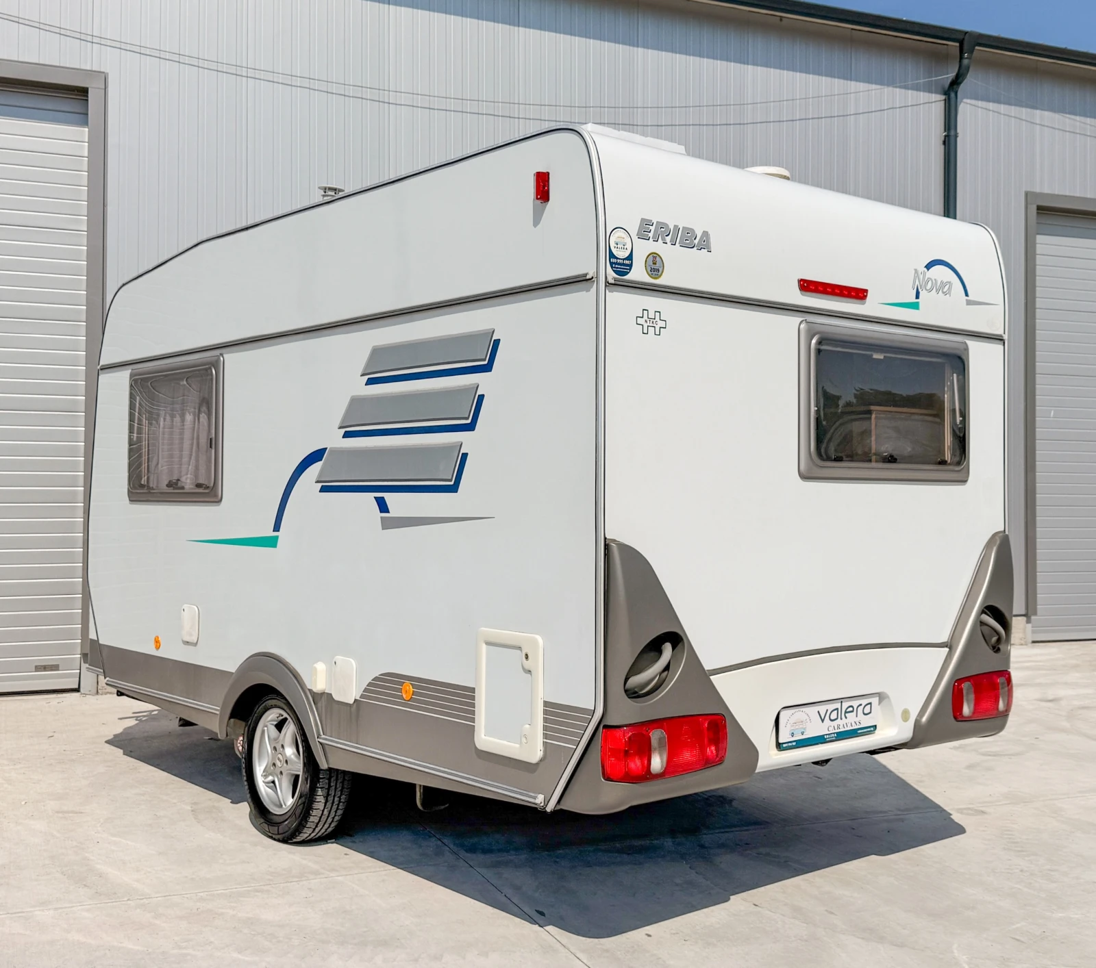 Каравана HYMER / ERIBA Nova 392 B+ Тента, снимка 3 - Каравани и кемпери - 54803592