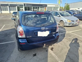 Toyota Corolla verso 2.2 D4D, снимка 3