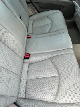 Mercedes-Benz E 320, снимка 11