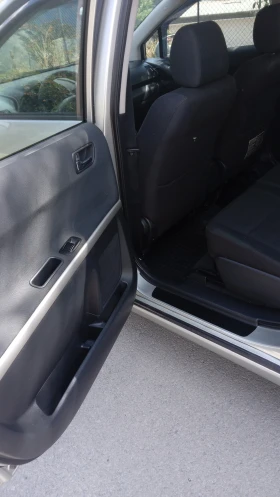 Toyota Corolla verso, снимка 7