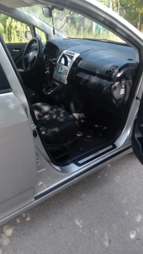 Toyota Corolla verso, снимка 11