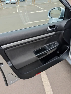 VW Golf Variant 2.0  / 140hp / HighLine /  / DSG  | Mobile.bg    17