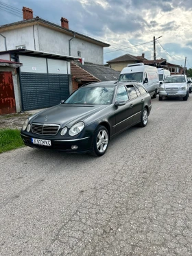 ������ Mercedes-Benz E 320