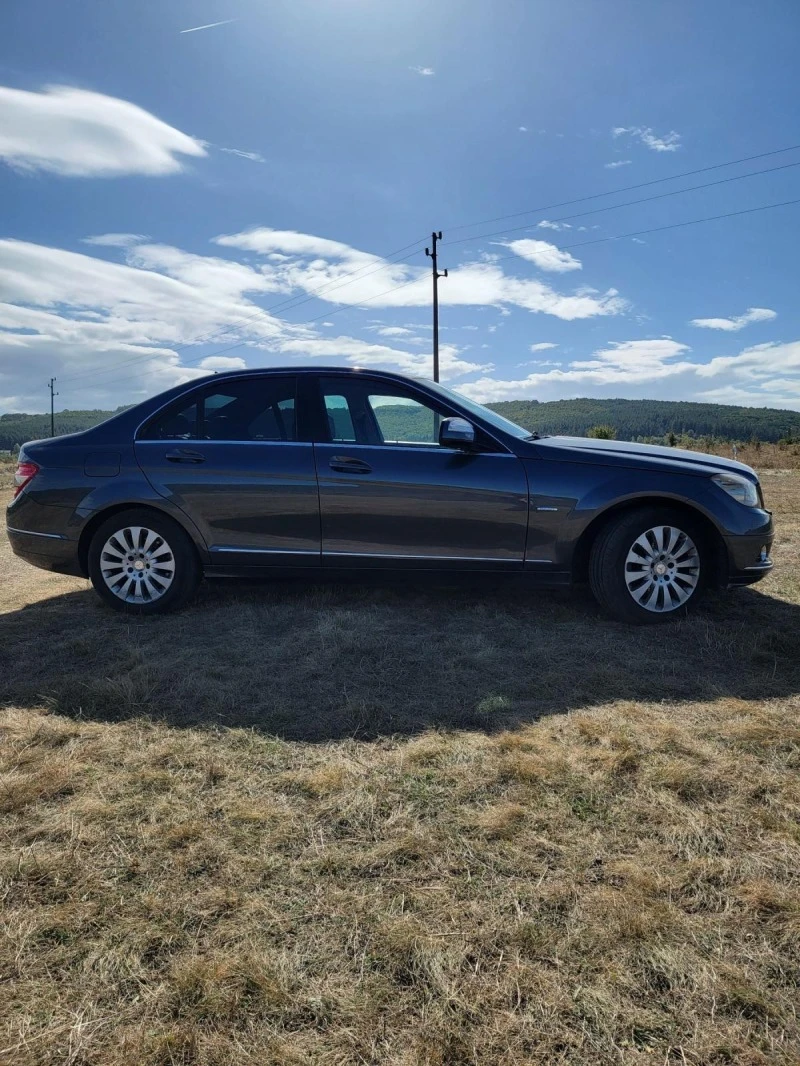 Mercedes-Benz C 220 2.2cdi, снимка 3 - Автомобили и джипове - 47425808