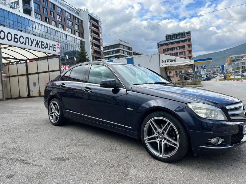 Mercedes-Benz C 220 CDI Avantgarde, снимка 6 - Автомобили и джипове - 47226893