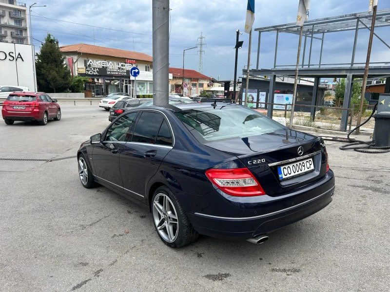 Mercedes-Benz C 220 CDI Avantgarde, снимка 4 - Автомобили и джипове - 47308637