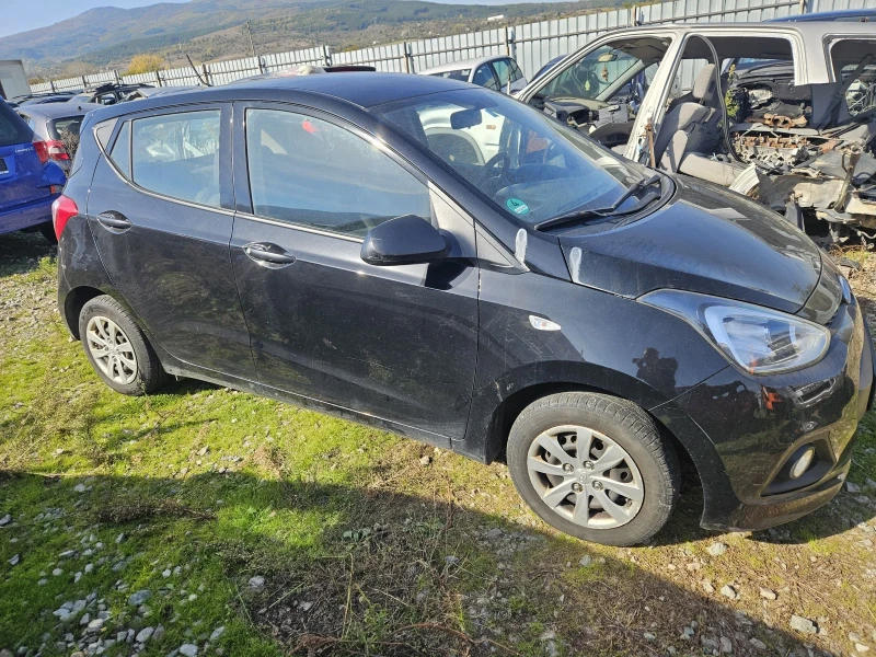 Hyundai I10 1.0i, снимка 2 - Автомобили и джипове - 47715915