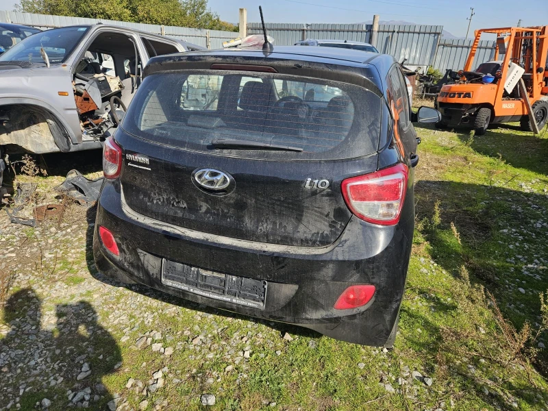 Hyundai I10 1.0i, снимка 3 - Автомобили и джипове - 47715915