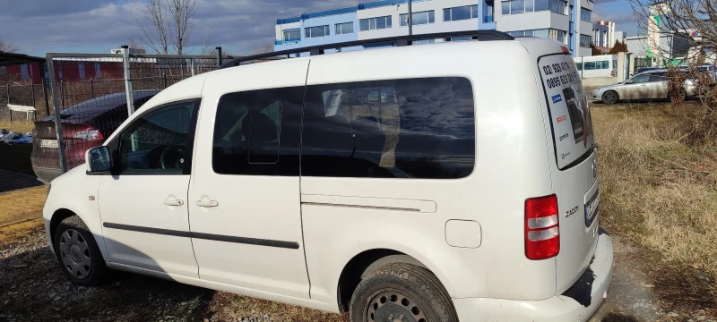 VW Caddy Maxi 6+ 1 Фабричен Метан, снимка 6 - Автомобили и джипове - 48543824