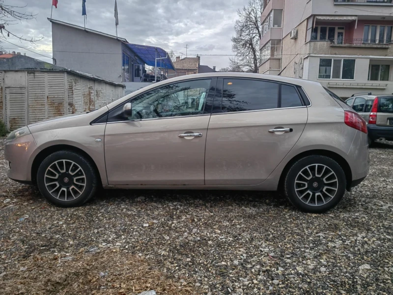 Fiat Bravo 1.6mjet, снимка 7 - Автомобили и джипове - 49025302