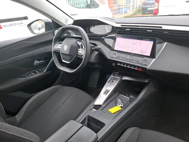 Peugeot 308 PHEV 180 e-EAT8 Active Pack, снимка 3 - Автомобили и джипове - 52217154