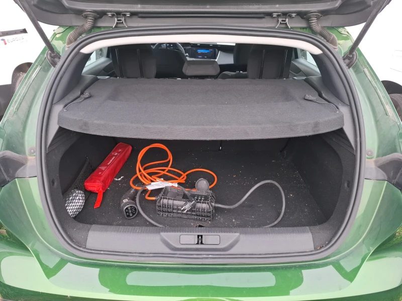 Peugeot 308 PHEV 180 e-EAT8 Active Pack, снимка 5 - Автомобили и джипове - 52217154