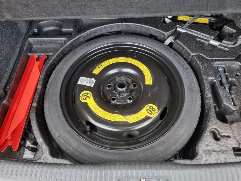 VW Golf 2.0TDI, снимка 17 - Автомобили и джипове - 52541348