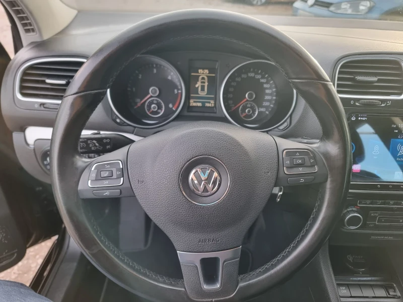 VW Golf 2.0TDI, снимка 10 - Автомобили и джипове - 52541348