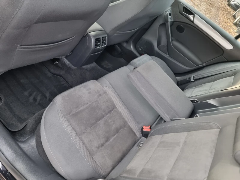 VW Golf 2.0TDI, снимка 14 - Автомобили и джипове - 52541348