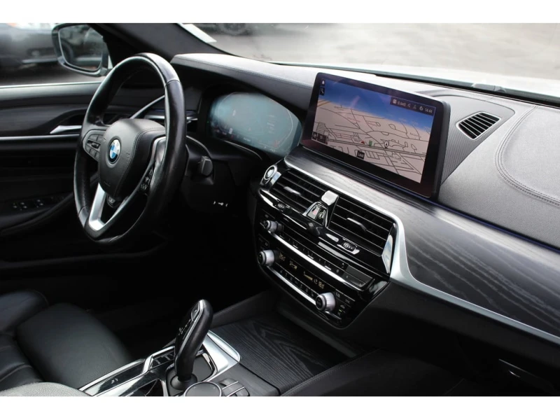 BMW 530 * 530i xdrive luxury line toit navi led mags 19, снимка 8 - Автомобили и джипове - 52805696