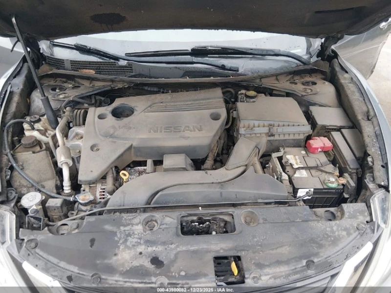 Nissan Altima 2.5L I-4 DOHC, VVT, 179HP Front Wheel Drive, снимка 17 - Автомобили и джипове - 53046621
