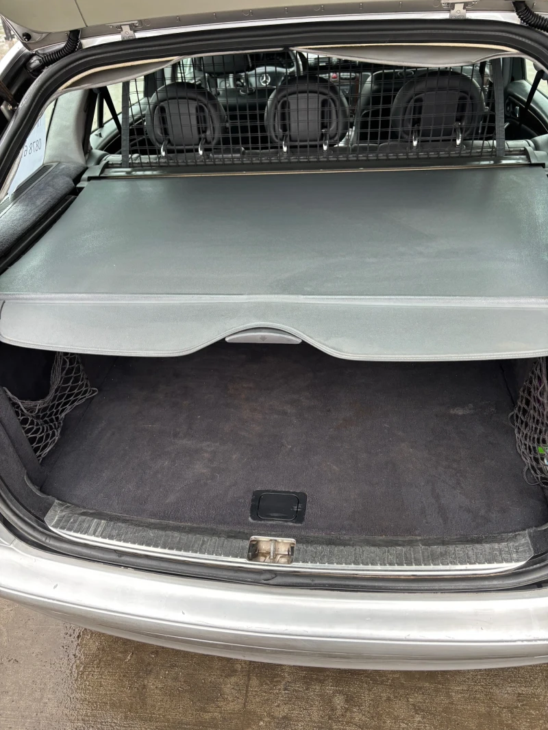 Mercedes-Benz C 220, снимка 4 - Автомобили и джипове - 53220600