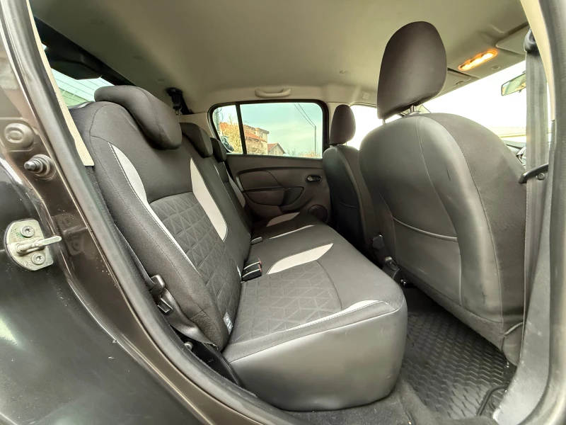 Dacia Sandero STEPWAY-105х.к-ШВЕЙЦАРИЯ, снимка 16 - Автомобили и джипове - 53261544