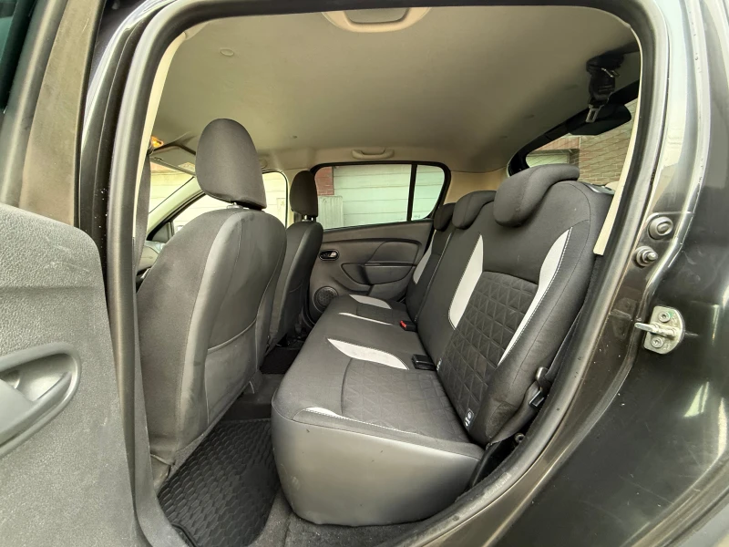 Dacia Sandero STEPWAY-105х.к-ШВЕЙЦАРИЯ, снимка 15 - Автомобили и джипове - 53261544