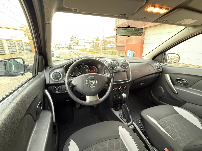 Dacia Sandero STEPWAY-105х.к-ШВЕЙЦАРИЯ, снимка 9 - Автомобили и джипове - 53261544