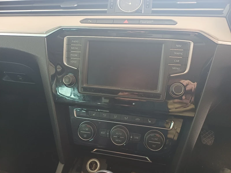 VW Passat 2, 0tdi, 150p.s., снимка 11 - Автомобили и джипове - 53529643