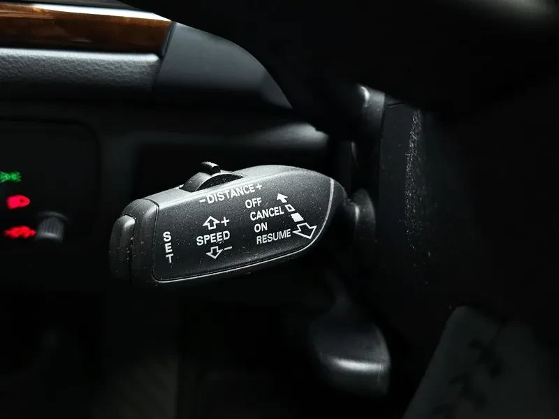 Audi A6 3.0 TDI Quattro, снимка 15 - Автомобили и джипове - 54560670