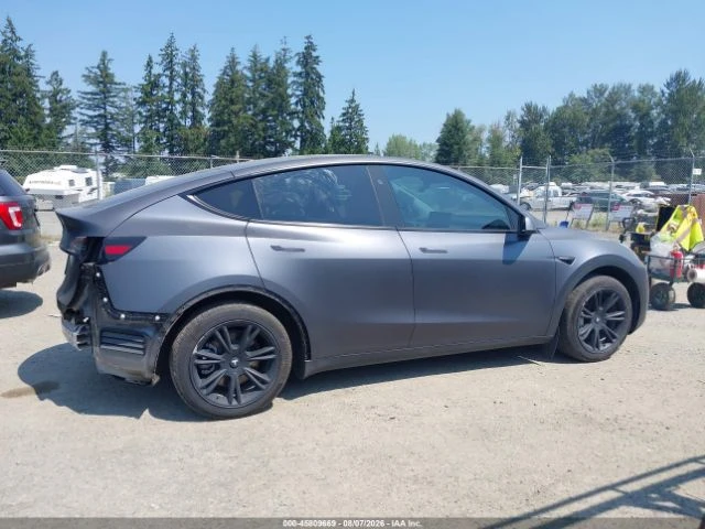 Tesla Model Y RWD* КОЖА* ПОДГРЕВ* ПАНОРАМА* , снимка 13 - Автомобили и джипове - 55639043