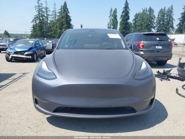 Tesla Model Y RWD* КОЖА* ПОДГРЕВ* ПАНОРАМА* , снимка 12 - Автомобили и джипове - 55639043
