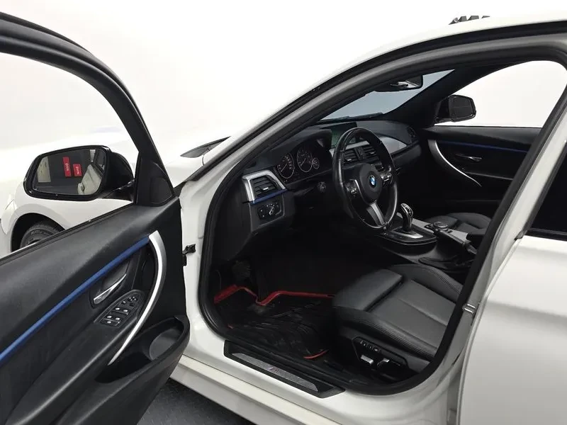 BMW 320 d-MSport - САМО 30% АВАНС, снимка 10 - Автомобили и джипове - 55706054