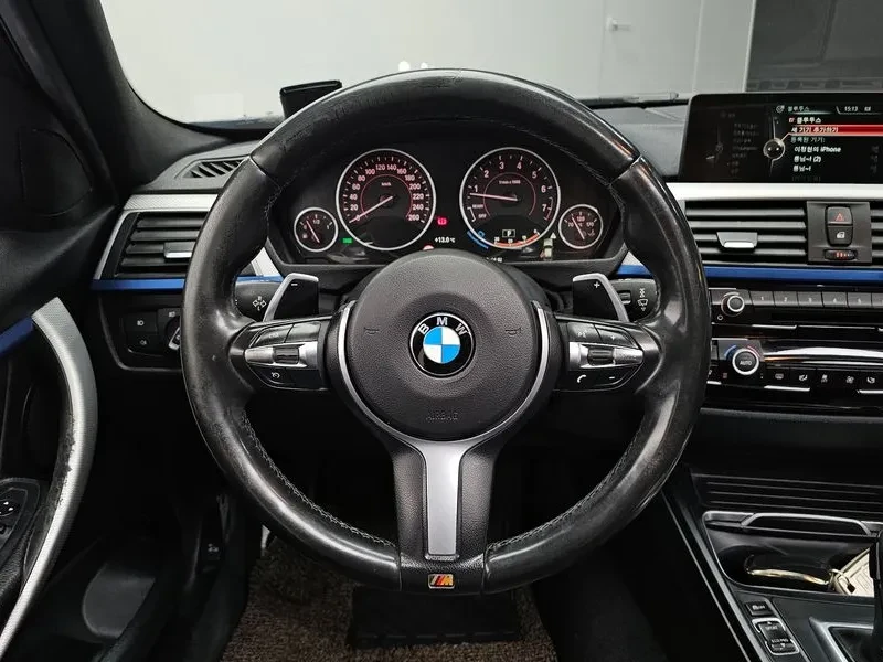 BMW 320 i M Sports - САМО 30% АВАНС, снимка 13 - Автомобили и джипове - 55896890