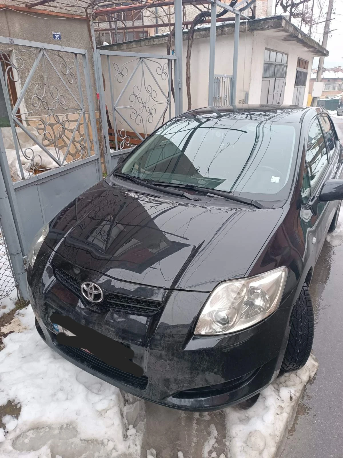 Toyota Auris, снимка 1