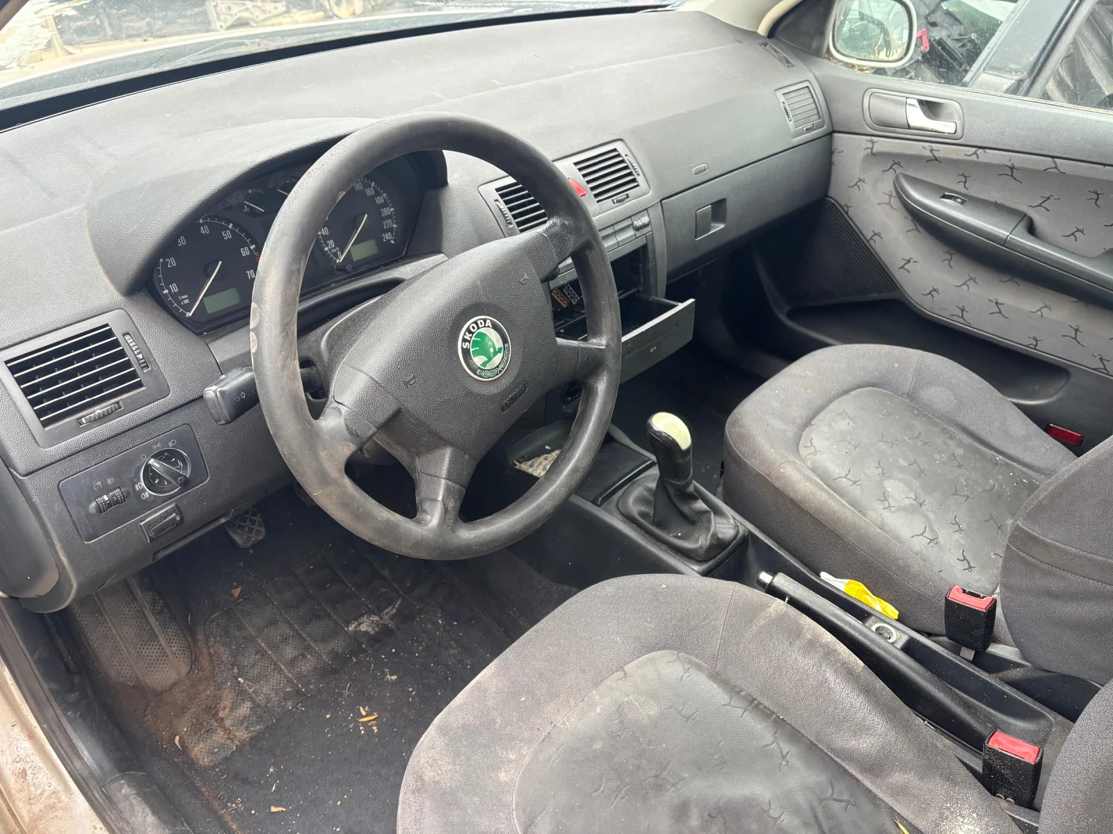 Skoda Fabia 2.0i AZL - изображение 6