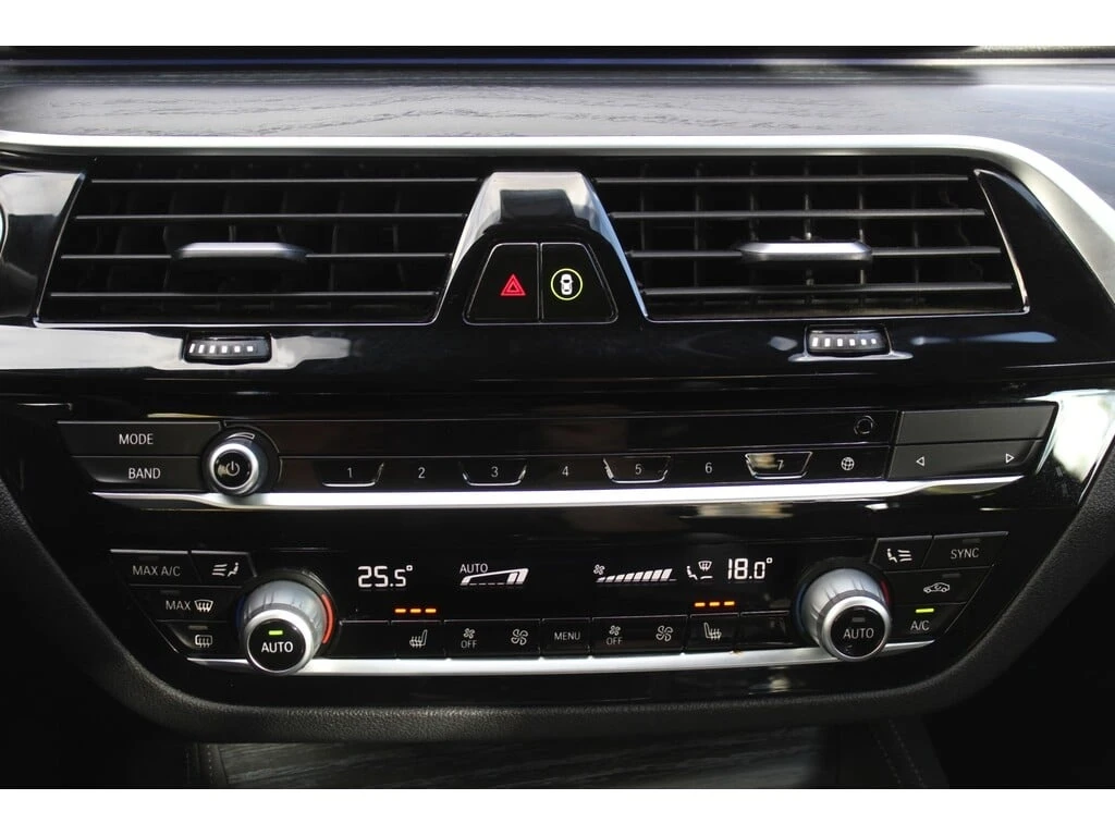 BMW 530 * 530i xdrive luxury line toit navi led mags 19 | Mobile.bg � ����������� 17