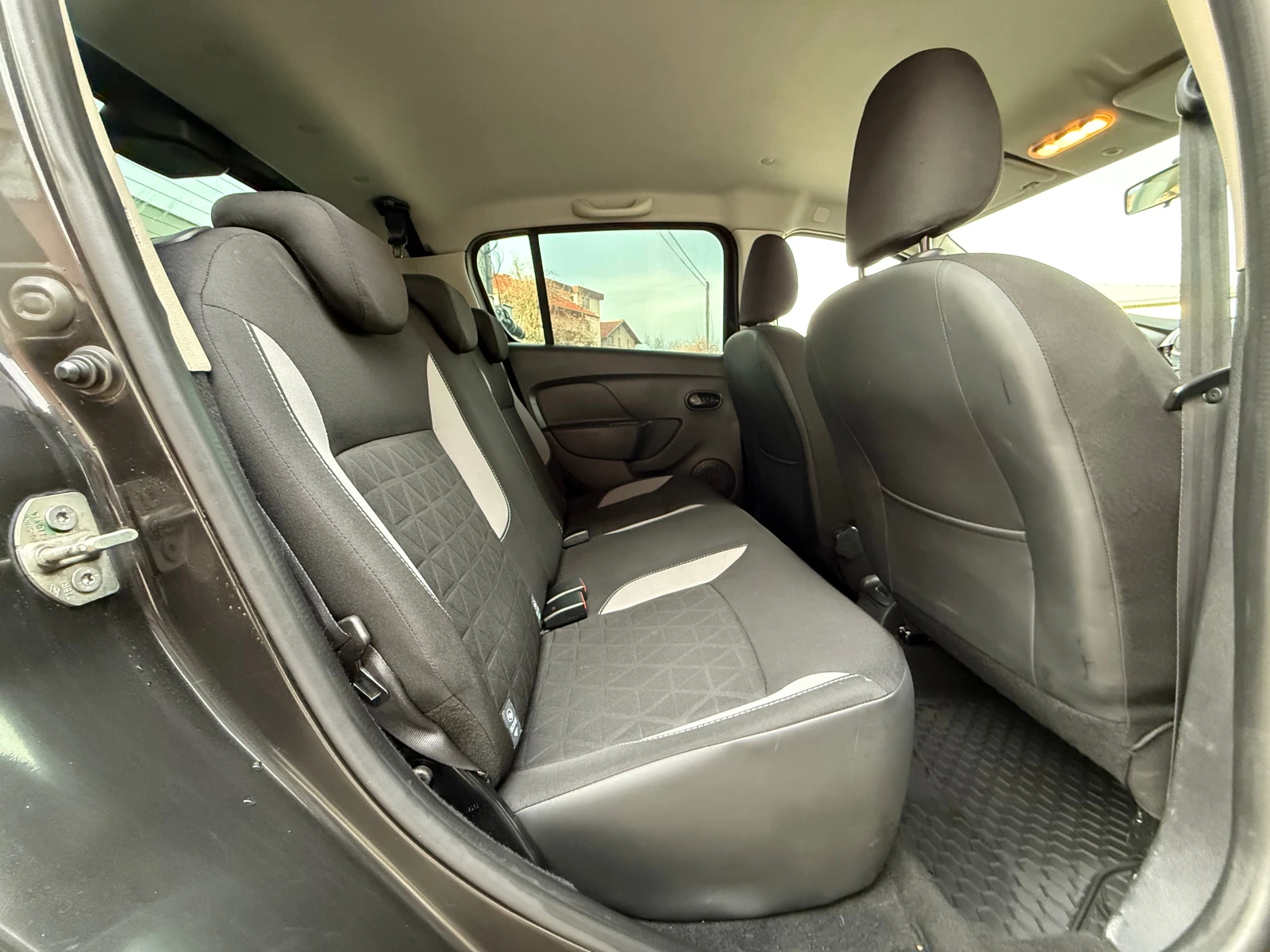 Dacia Sandero STEPWAY-105�.�-��������� | Mobile.bg � ����������� 16