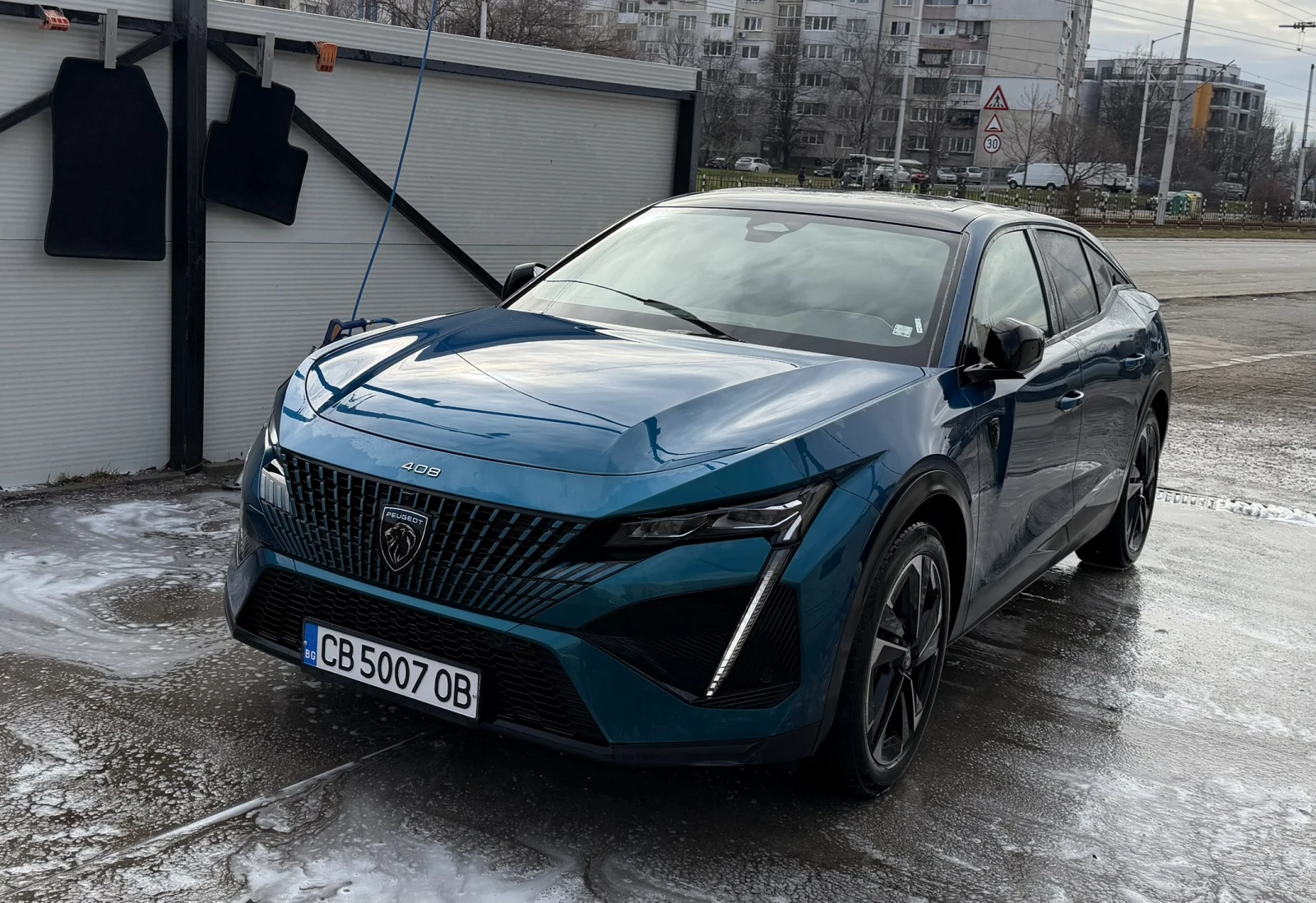 Peugeot 408 GT PHEV 225 к.с. - изображение 2