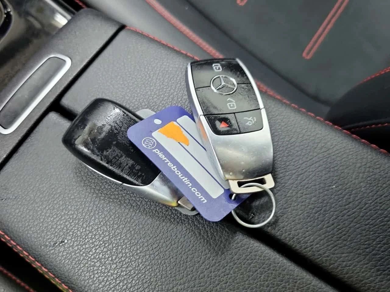 Mercedes-Benz A 220 * CARFAX * 2 КЛЮЧА, снимка 8 - Автомобили и джипове - 53831522