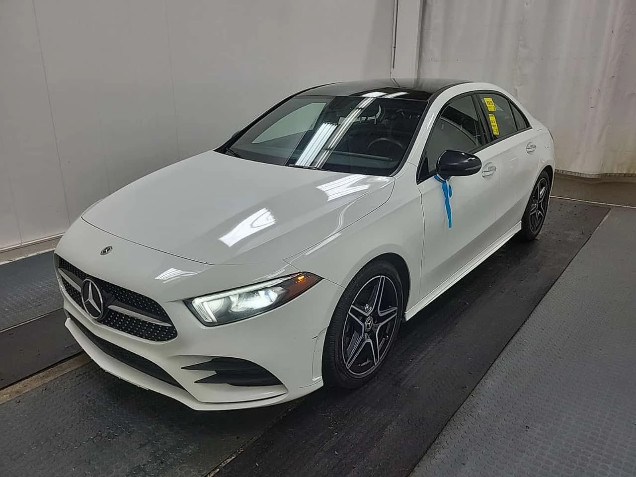 Mercedes-Benz A 220 * CARFAX * 2 КЛЮЧА