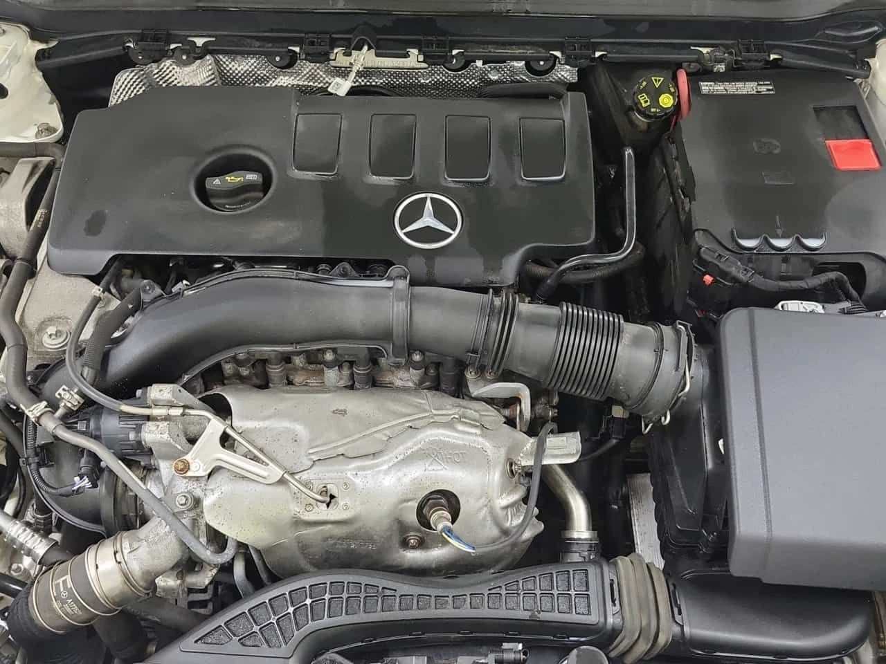 Mercedes-Benz A 220 * CARFAX * 2 КЛЮЧА, снимка 15 - Автомобили и джипове - 53831522