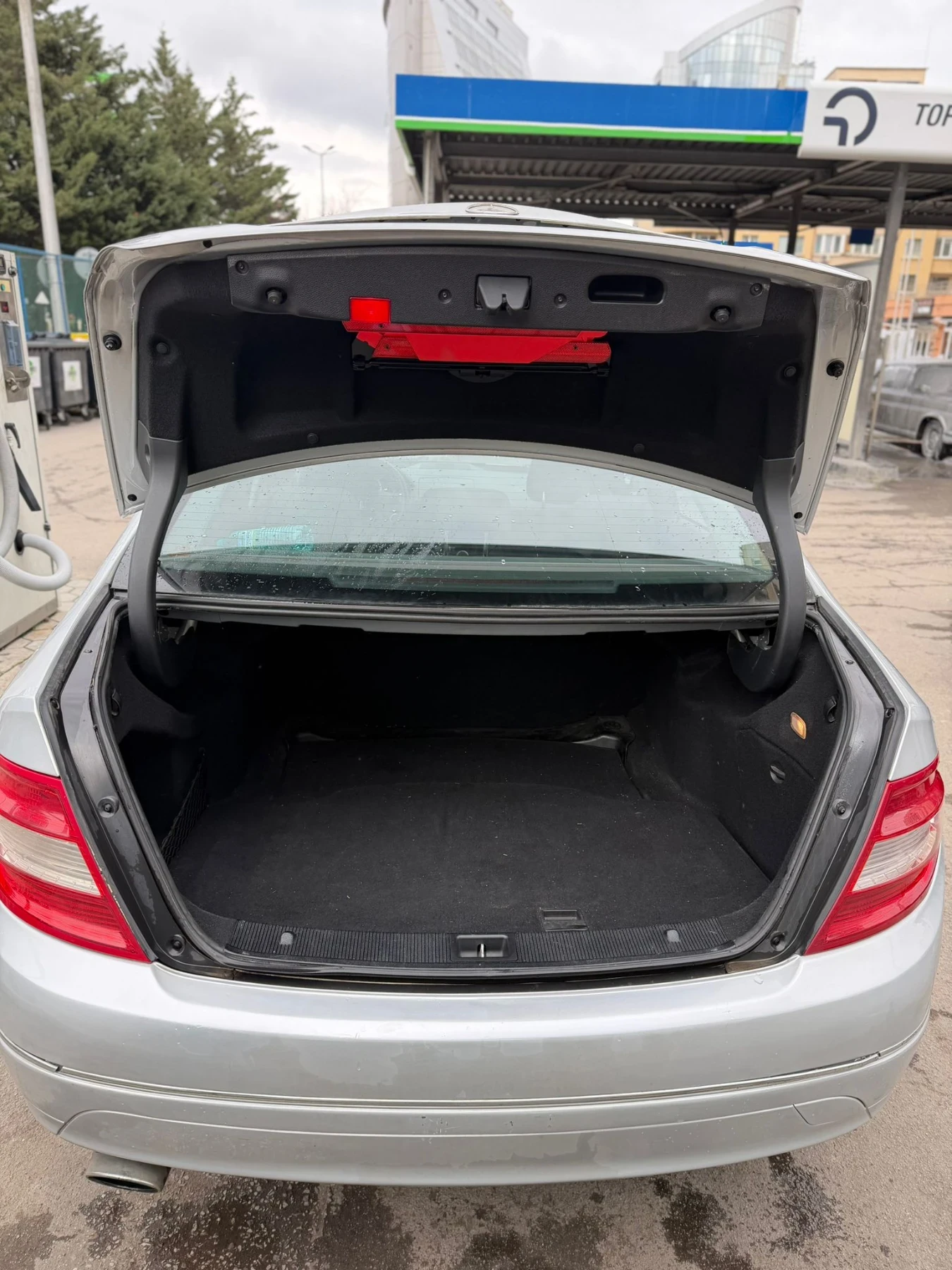 Mercedes-Benz C 220, снимка 15 - Автомобили и джипове - 54017513