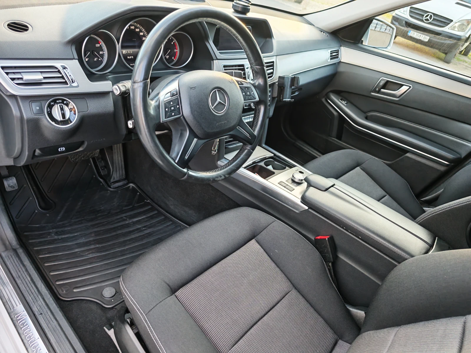 Mercedes-Benz E 250 E250 204�� | Mobile.bg � ����������� 17