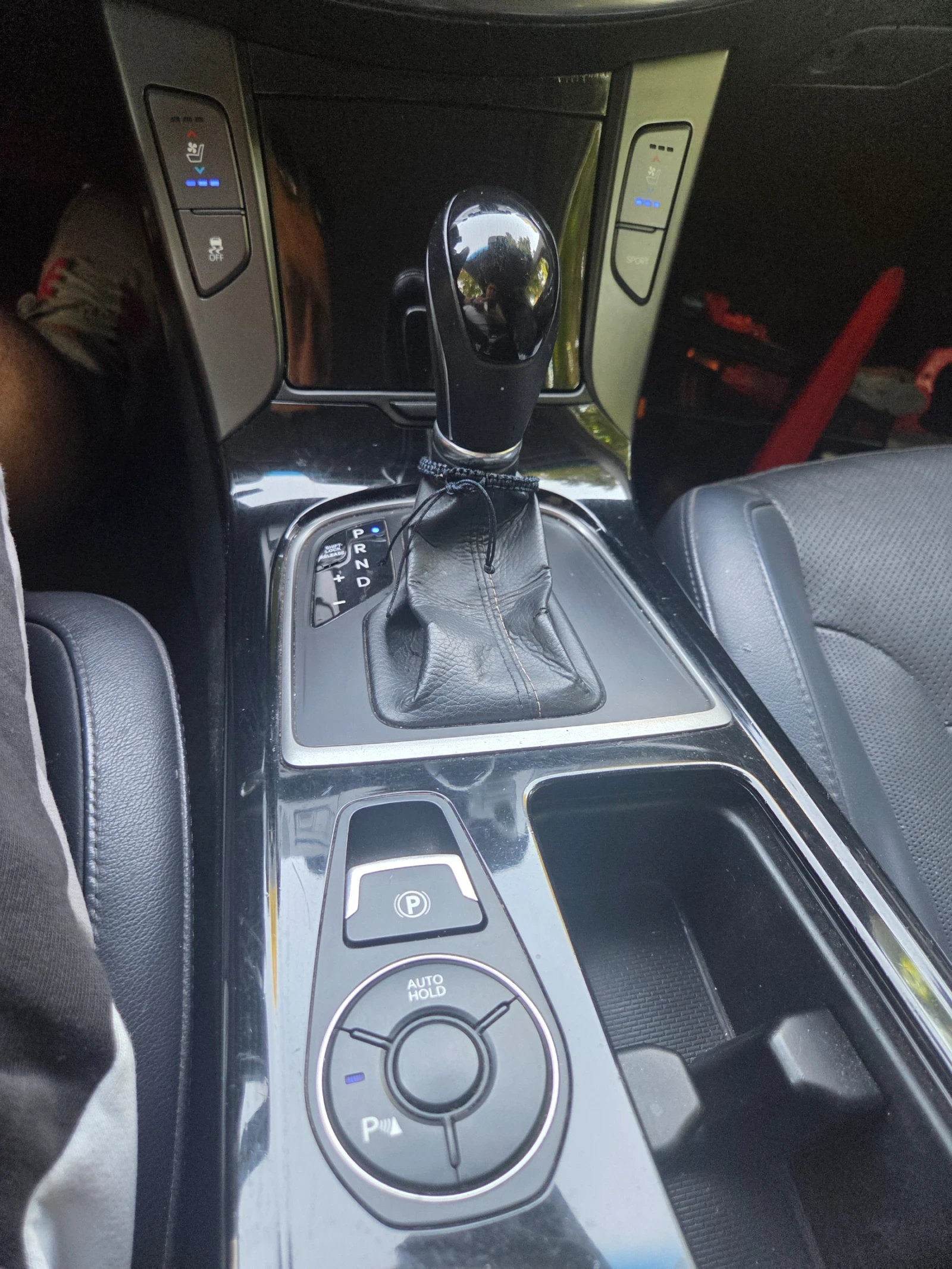 Hyundai I40, снимка 10 - Автомобили и джипове - 54308948