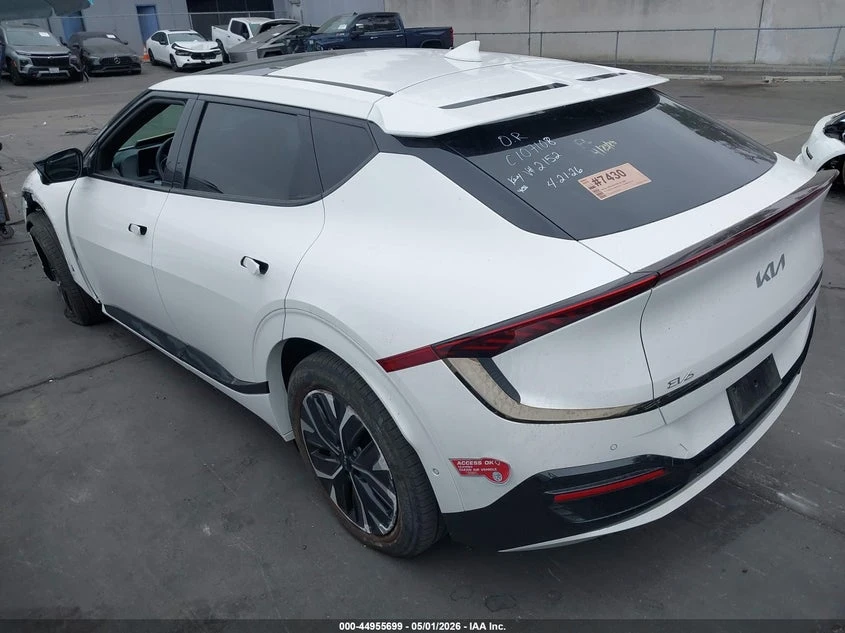 Kia EV6 Gt-Line, снимка 3 - Автомобили и джипове - 54460424