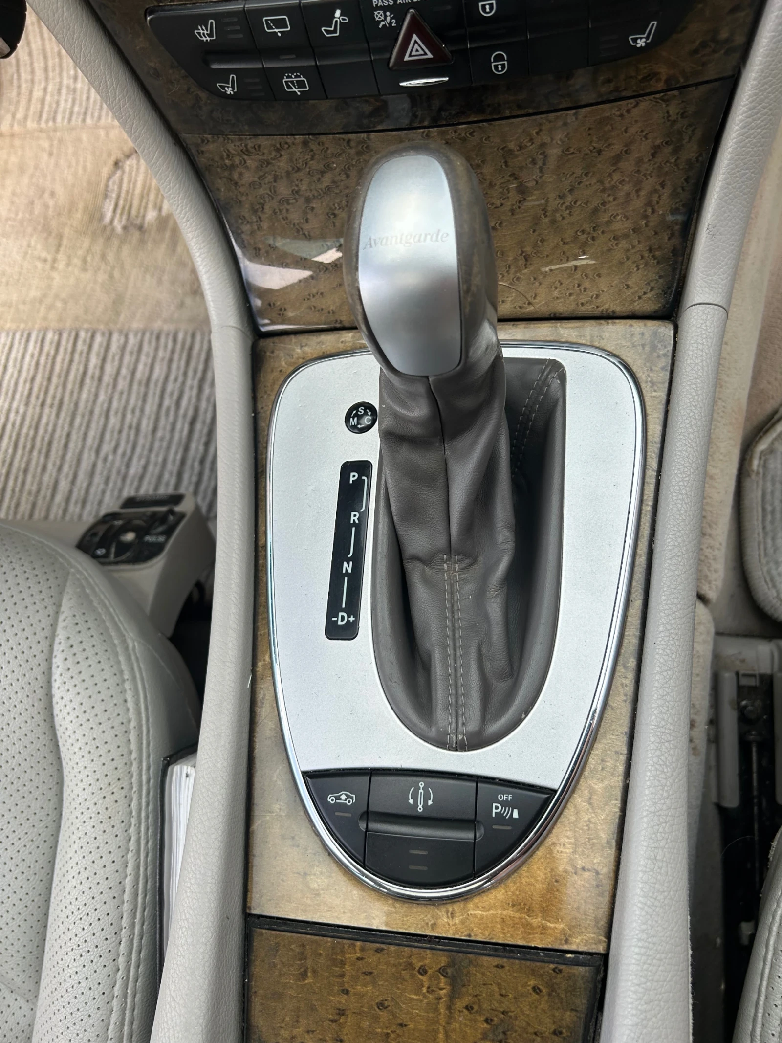Mercedes-Benz E 320, снимка 10 - Автомобили и джипове - 54494100