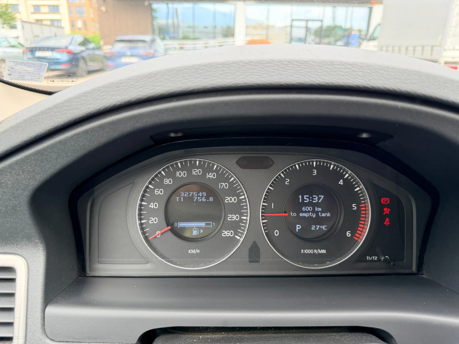 Volvo Xc70, снимка 15 - Автомобили и джипове - 54757400