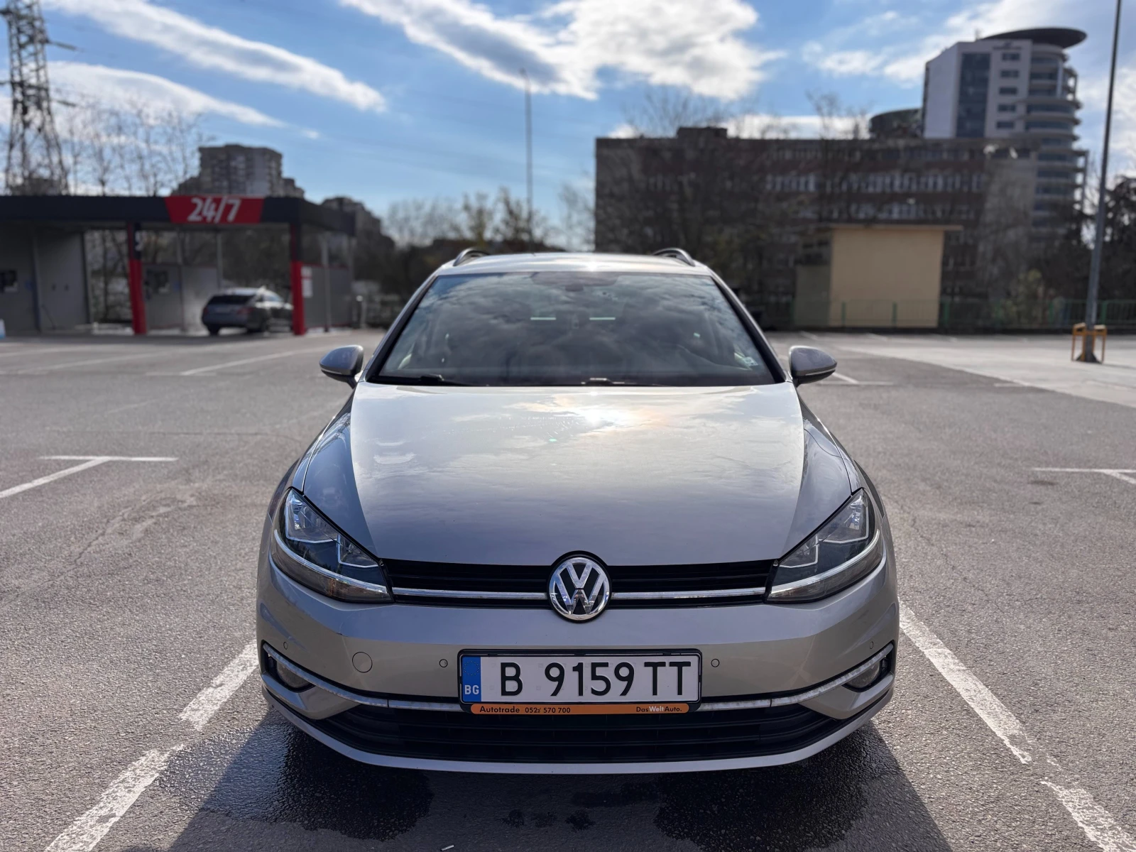 VW Golf  7.5 1.6 TDI, снимка 3 - Автомобили и джипове - 54768342
