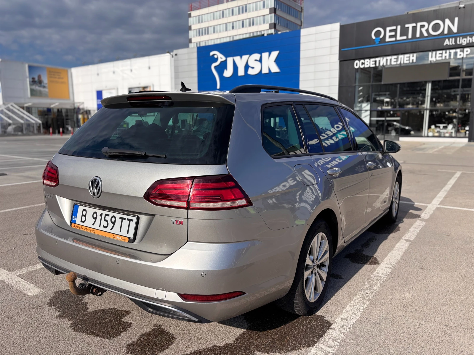 VW Golf  7.5 1.6 TDI, снимка 4 - Автомобили и джипове - 54768342