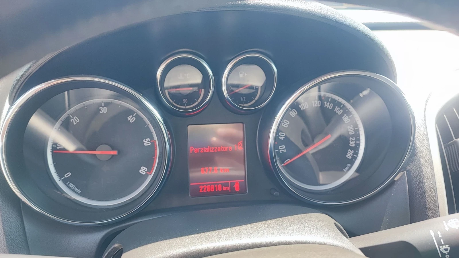 Opel Astra 1.7CDTI, снимка 11 - Автомобили и джипове - 54820329