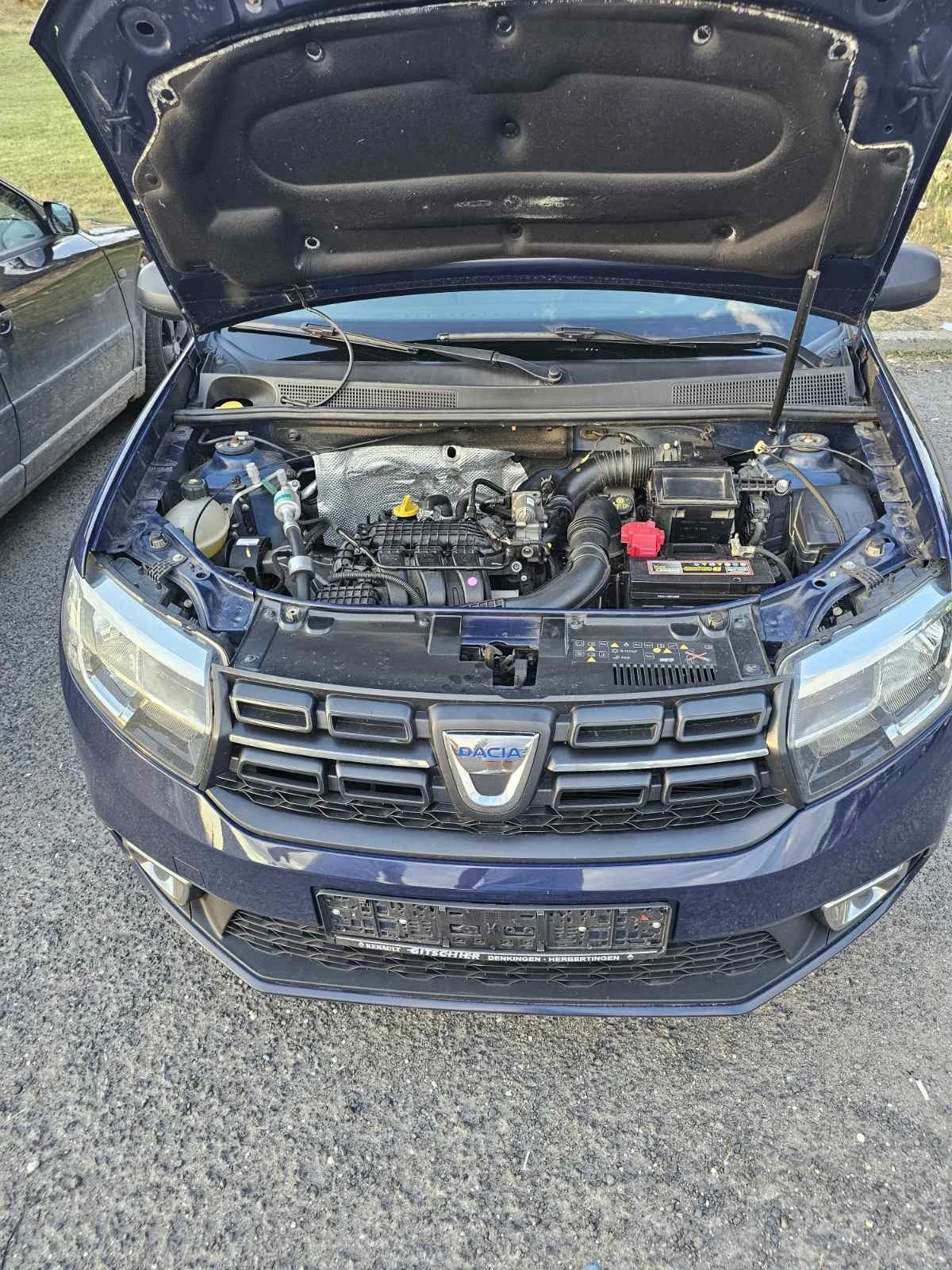 Dacia Sandero, снимка 15 - Автомобили и джипове - 55234604